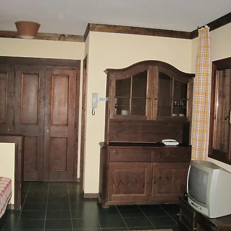 La Piazza Abeti Betulle Cesana Torinese