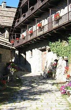 Lägenhetshotell La Piazza Abeti Betulle 3*